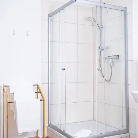 Apartment Stadtblick - Modernes Wohnen Auf 2 Etagen Quedlinburg