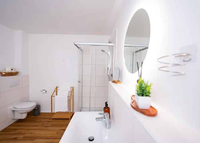 Stadtblick - Modernes Wohnen Auf 2 Etagen * 크베들린부르크