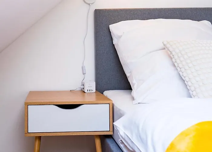 Stadtblick - Modernes Wohnen Auf 2 Etagen * 크베들린부르크